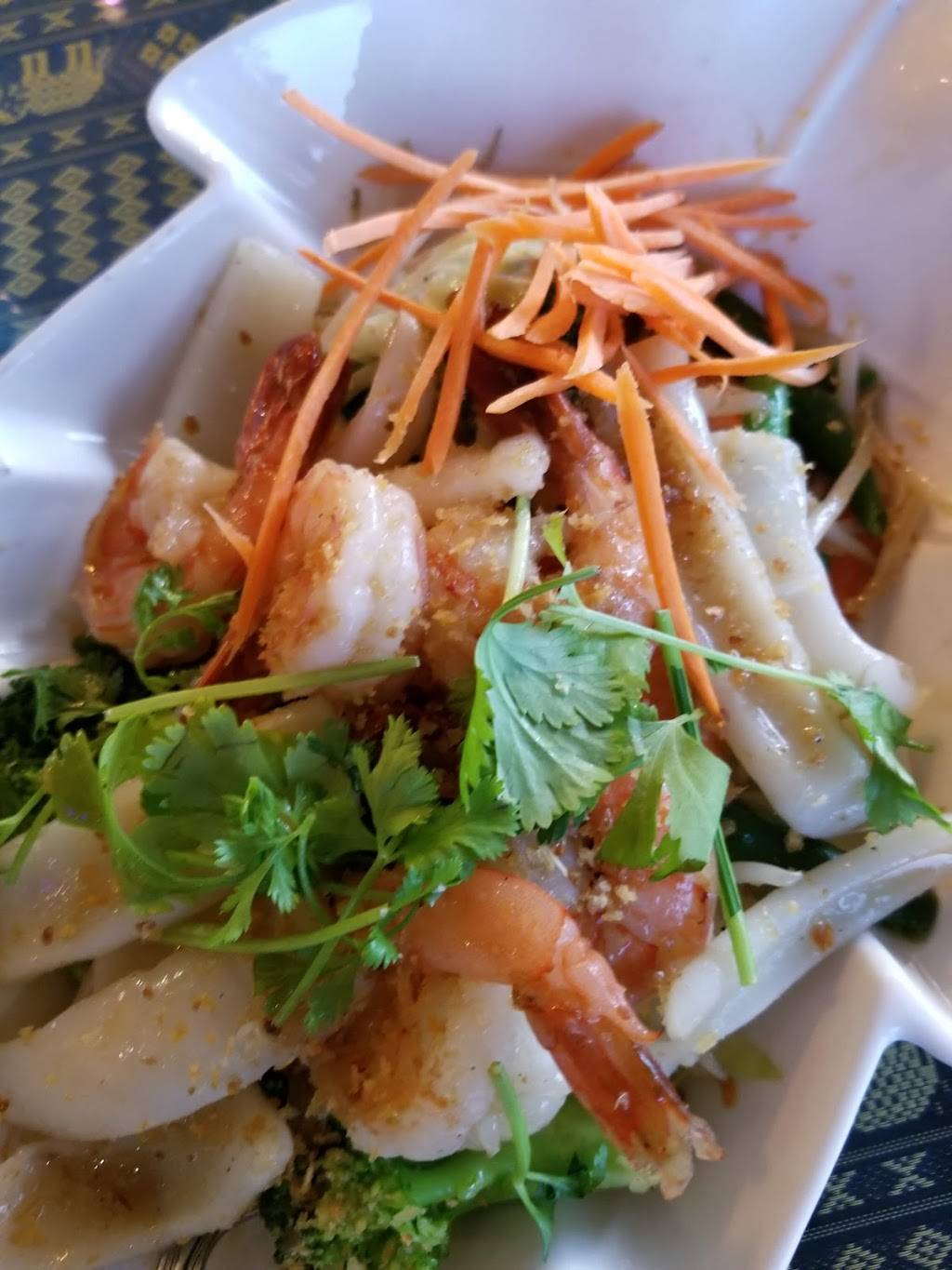 Khun Suda Thai Cuisine | restaurant | 1825 Douglas Blvd, Roseville, CA 95661, USA | 9167822745 OR +1 916-782-2745