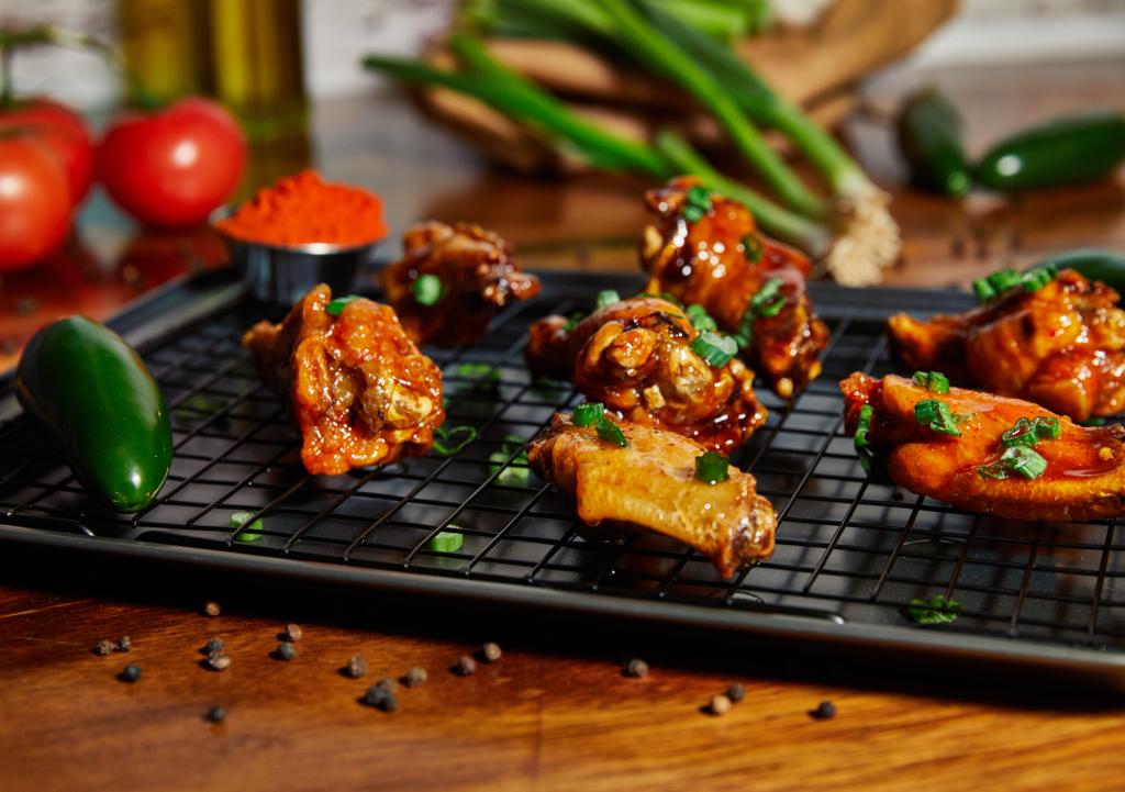 Wings 340 | restaurant | 216A Broadway Mall, Hicksville, NY 11801, USA | 5162524978 OR +1 516-252-4978