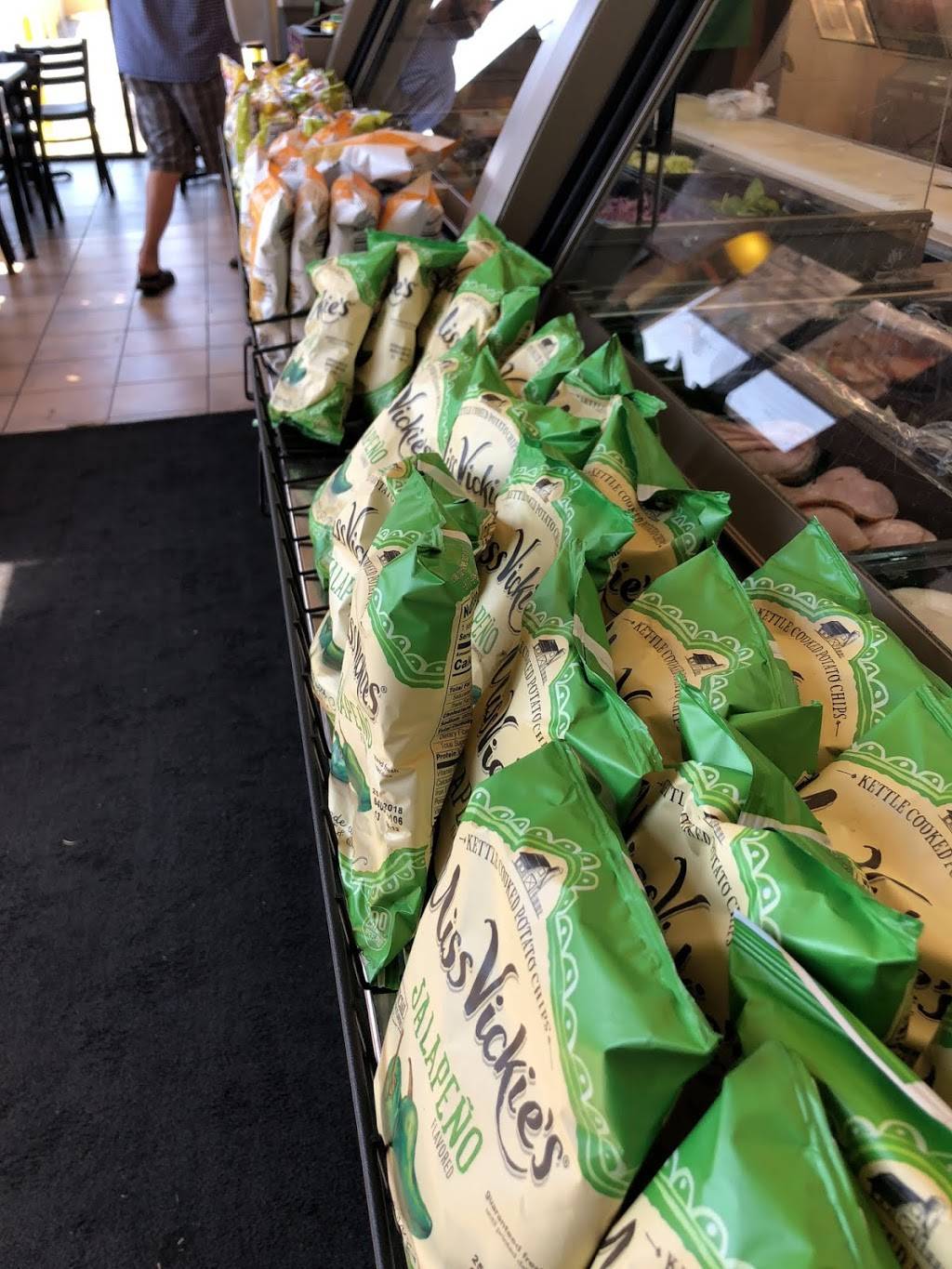 Subway Restaurants | restaurant | 11220 Laurel Canyon Blvd #101, San Fernando, CA 91340, USA | 8188383532 OR +1 818-838-3532