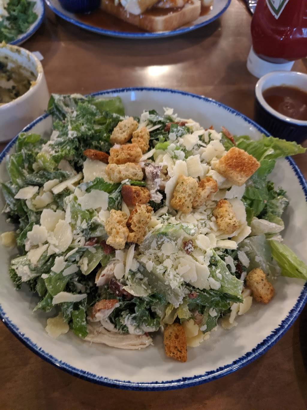 Harveys | restaurant | 5980 McLaughlin Rd, Mississauga, ON L5R 3X9, Canada | 9055070838 OR +1 905-507-0838