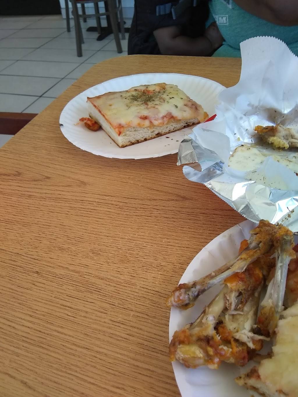 Monte Carlo Pizza | restaurant | 145 S Cameron St, Harrisburg, PA 17101, USA | 7172389404 OR +1 717-238-9404