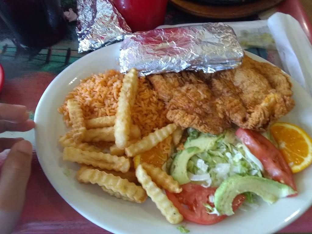 El Gallo Giro | restaurant | 3991 Lamar Ave, Memphis, TN 38118, USA | 9017940609 OR +1 901-794-0609
