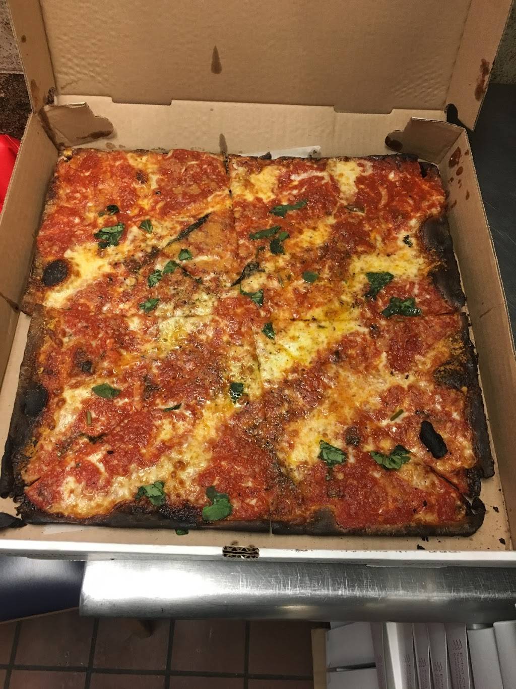 Stratos Pizza Kitchen | restaurant | 929 S High St, West Chester, PA 19382, USA | 4849998403 OR +1 484-999-8403