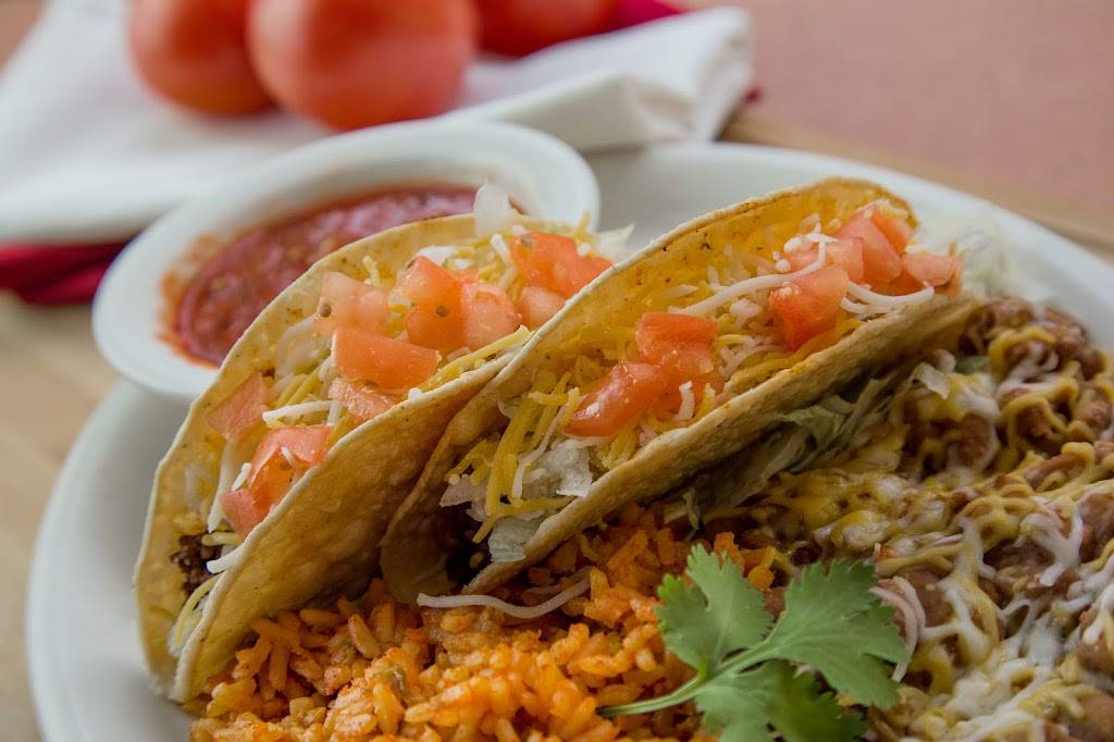 Twisters Burgers and Burritos | restaurant | 2809 Juan Tabo Blvd NE, Albuquerque, NM 87112, USA | 5052961575 OR +1 505-296-1575