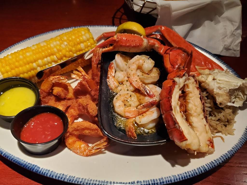 Red Lobster | restaurant | 1050 Holcomb Bridge Rd, Roswell, GA 30076, USA | 7709988573 OR +1 770-998-8573