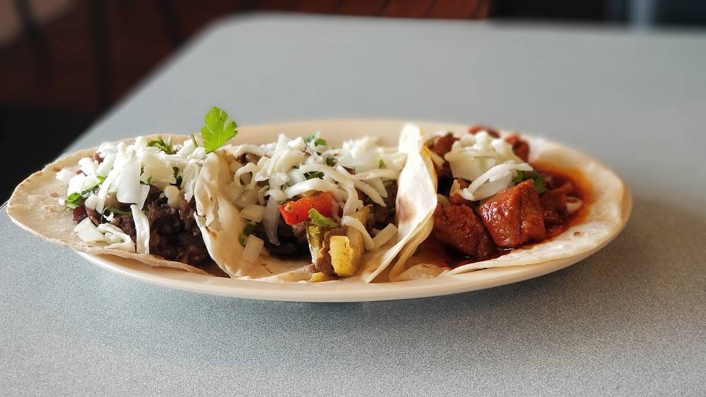 Por Mis Cazuelas Taqueria & Pizzeria | restaurant | 807 Telephone Rd, Houston, TX 77023, USA | 7139219250 OR +1 713-921-9250