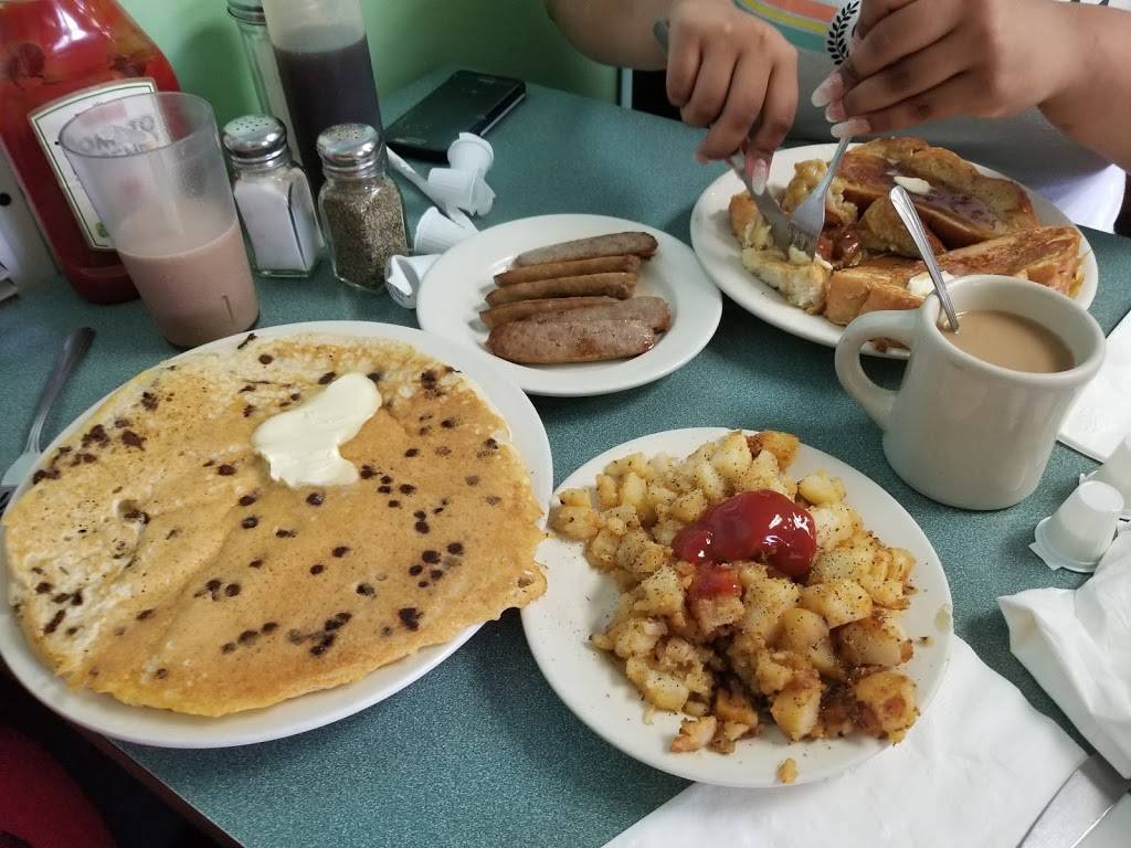 Als Place | restaurant | 134 Providence St, Woonsocket, RI 02895, USA | 4017626330 OR +1 401-762-6330