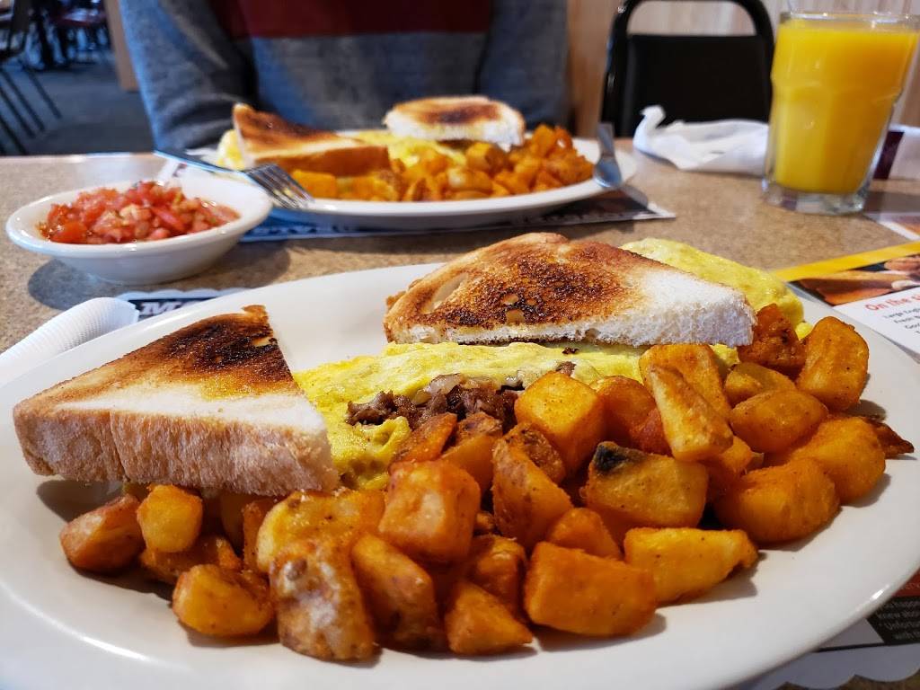 Governors Restaurant & Bakery | bakery | 963 Stillwater Ave, Old Town, ME 04468, USA | 2078274277 OR +1 207-827-4277