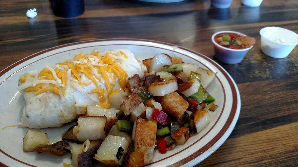 Dukes Diner | restaurant | 1770 7th Ave, Olivehurst, CA 95961, USA | 5307412970 OR +1 530-741-2970