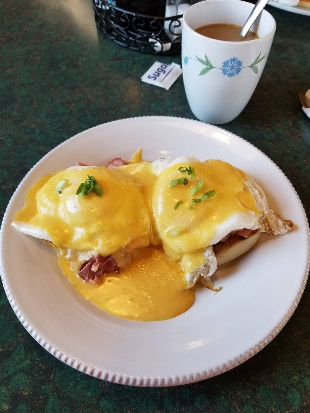 Sixth Street Filling Station | cafe | 1314 N 6th St, Wausau, WI 54403, USA | 7158483000 OR +1 715-848-3000