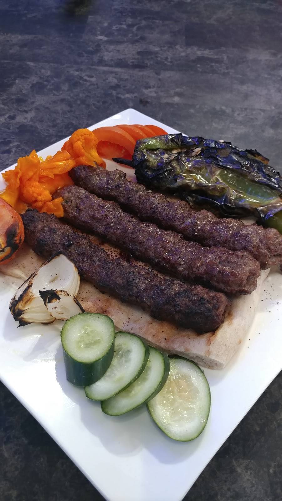 Zarzour Restaurant | restaurant | 293 El Cajon Blvd, El Cajon, CA 92020, USA | 6197496862 OR +1 619-749-6862