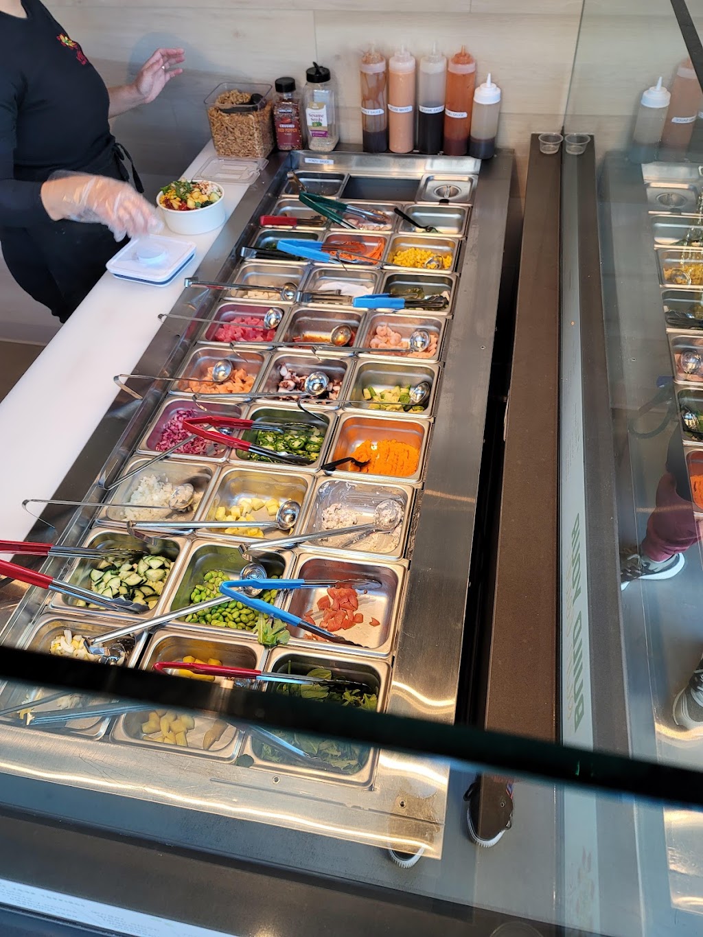 Vitale Poke Shop & More | restaurant | 2015 Birch Rd kiosk 1, Chula Vista, CA 91915, USA | 6192711942 OR +1 619-271-1942