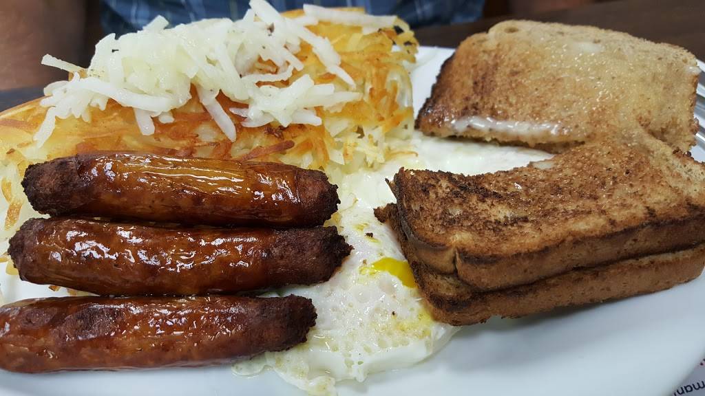 Hartbrook Cafe | restaurant | 600 Hartbrook Dr, Hartland, WI 53029, USA | 2623673930 OR +1 262-367-3930