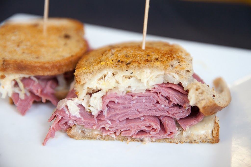 The North End Pour House (formerly Reilleys North End Pub) | restaurant | 95 Mathews Dr, Hilton Head Island, SC 29926, United States | 8436814153 OR +1 843-681-4153