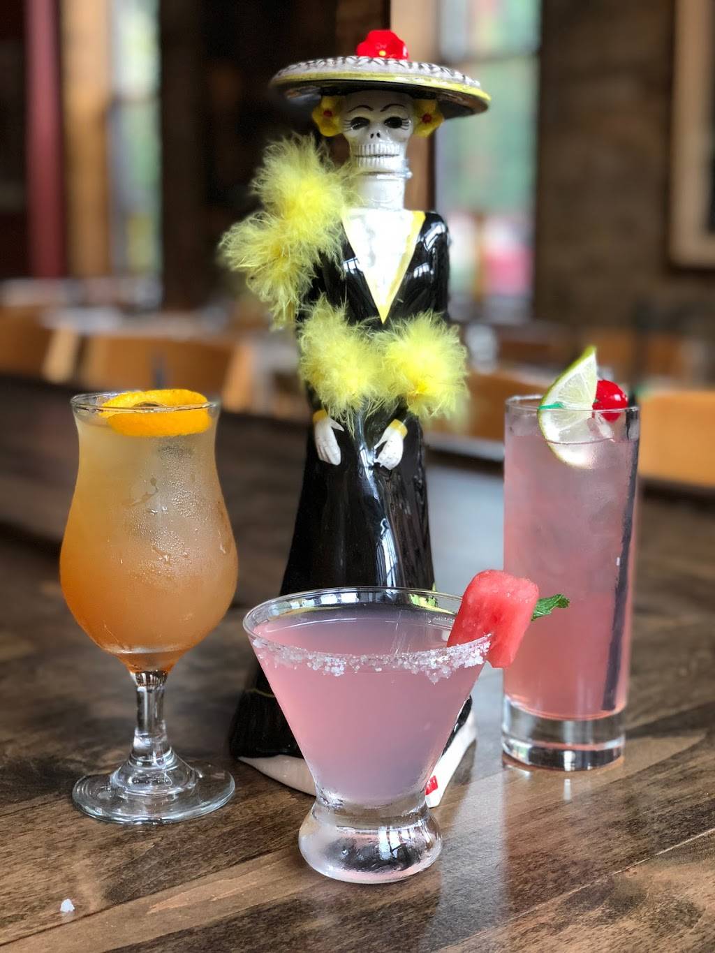 Tarantinos | restaurant | 1112 W Armitage Ave, Chicago, IL 60614, USA | 7738712929 OR +1 773-871-2929