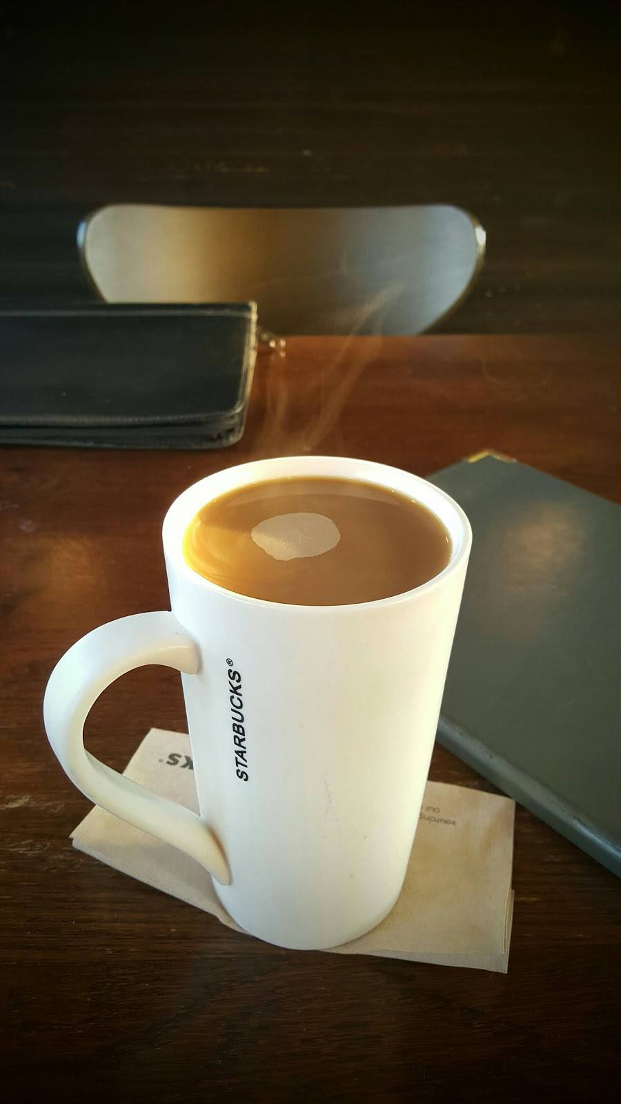 Starbucks | cafe | 21481 US-18, Waukesha, WI 53186, USA | 2627981122 OR +1 262-798-1122