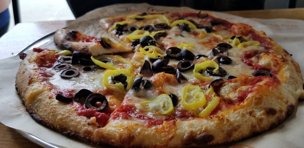 Blaze Pizza | meal takeaway | 1047 W Montauk Hwy, West Babylon, NY 11704, USA | 6312107407 OR +1 631-210-7407