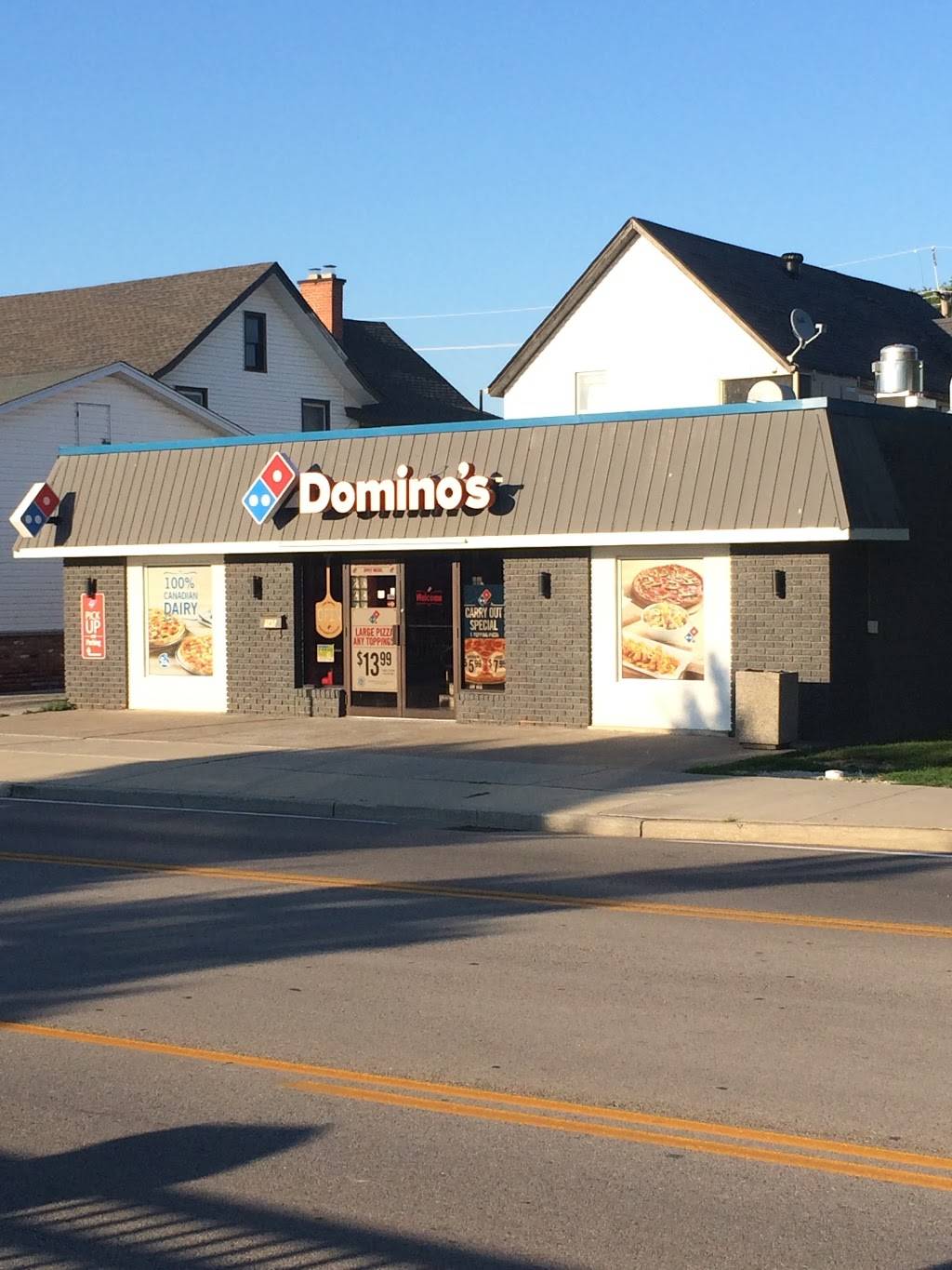 Dominos | meal delivery | 145 Sandwich St S, Amherstburg, ON N9V 1Z9, Canada | 5197368655 OR +1 519-736-8655