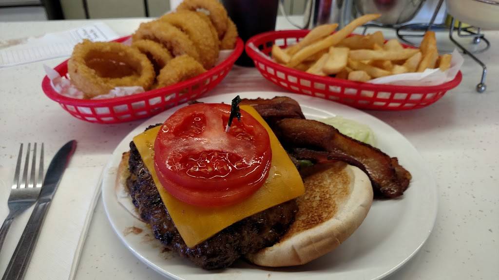 Vals Burgers | restaurant | 2115 Kelly St, Hayward, CA 94541, USA | 5108898257 OR +1 510-889-8257