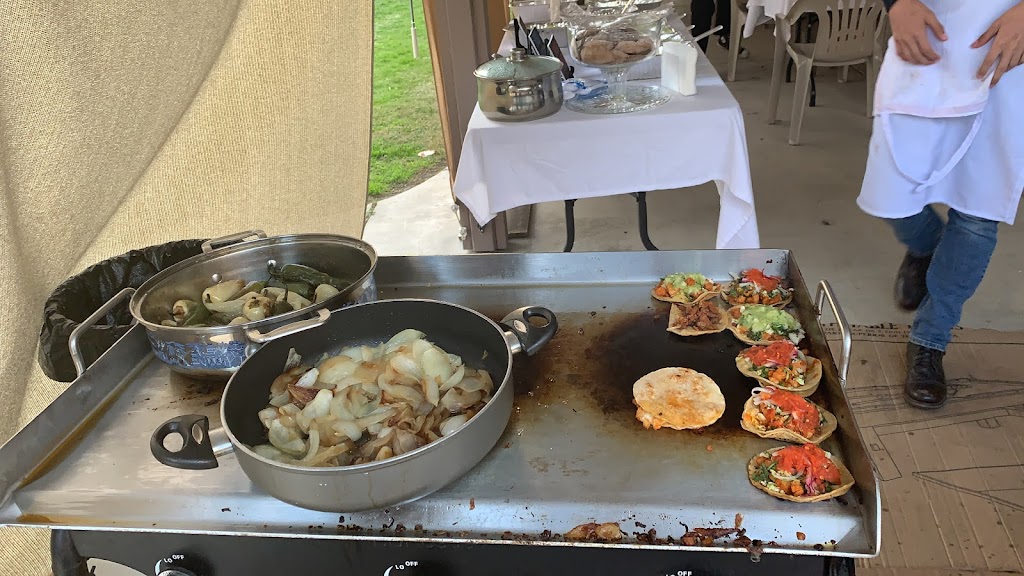 Taquería Chávez | restaurant | 10623 Mt Pleasant Dr, Bakersfield, CA 93311, USA | 6615652651 OR +1 661-565-2651