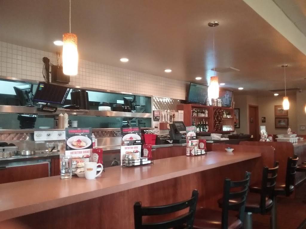 Dennys | restaurant | 22611 Oakcrest Cir, Yorba Linda, CA 92887, USA | 7142831850 OR +1 714-283-1850
