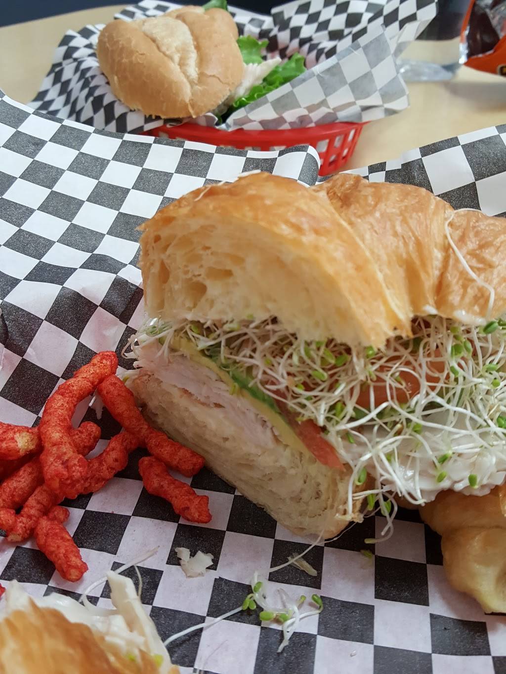 Lunch Break | meal takeaway | 3702 E Roeser Rd, Phoenix, AZ 85040, USA | 6024371090 OR +1 602-437-1090