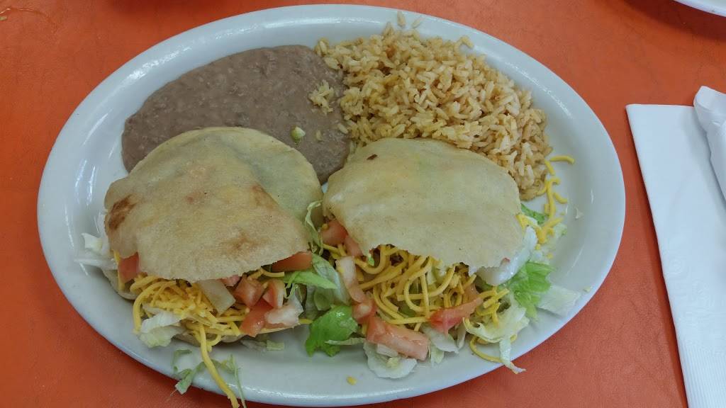 Brendas Mexican restaurant | restaurant | 11888 Starcrest Dr, San Antonio, TX 78247, USA | 2104032092 OR +1 210-403-2092