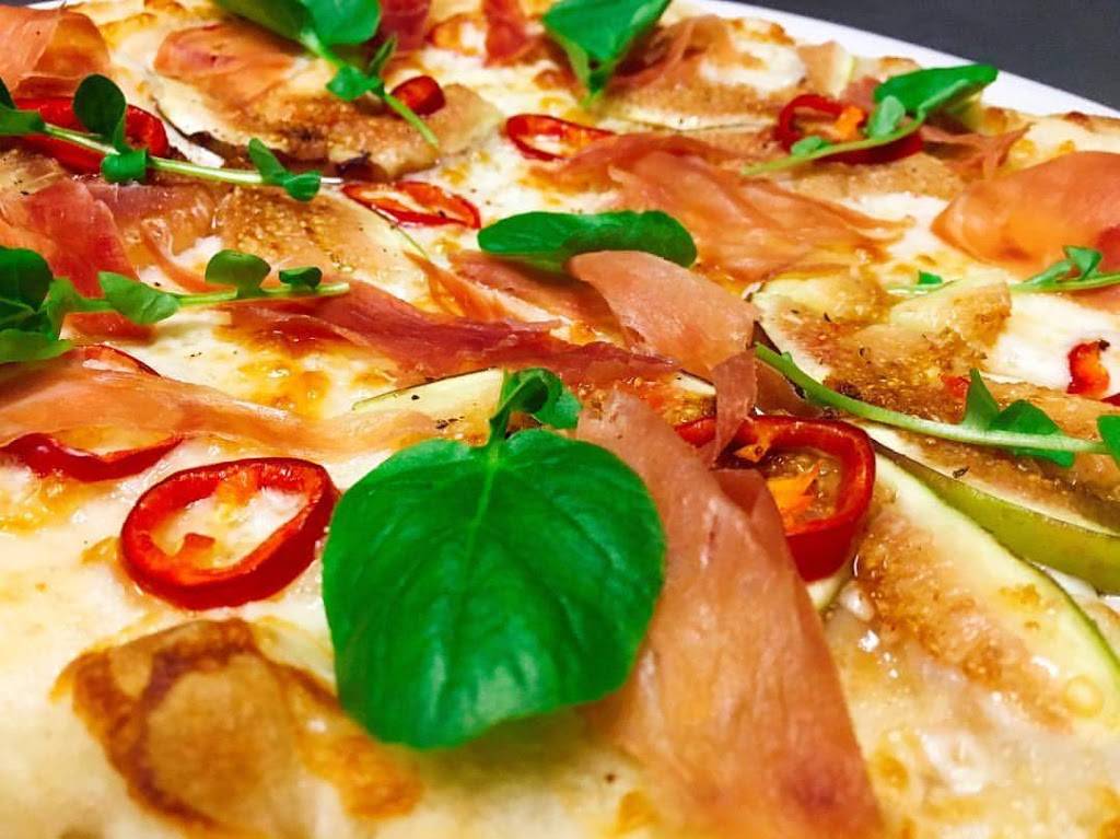 Nellos Ahwatukee | restaurant | 4710 Warner Rd #10, Phoenix, AZ 85044, USA | 4808938930 OR +1 480-893-8930