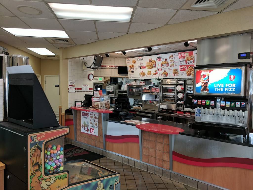 KFC | restaurant | 3922 San Jeronimo Street, Anchorage, AK 99508, USA | 9073337733 OR +1 907-333-7733