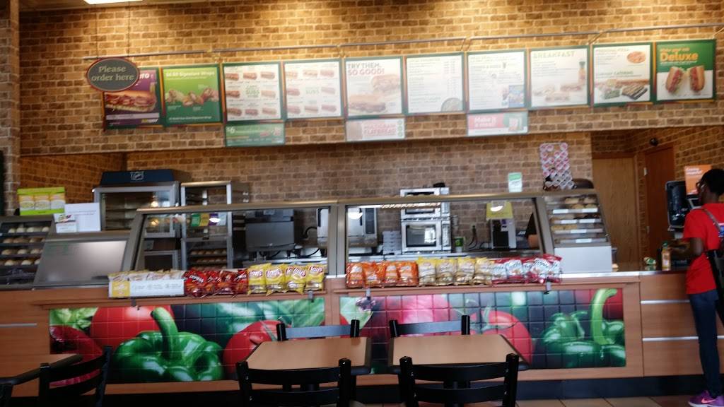 Subway | restaurant | 1341 N Westwood Blvd, Poplar Bluff, MO 63901, USA | 5736863222 OR +1 573-686-3222