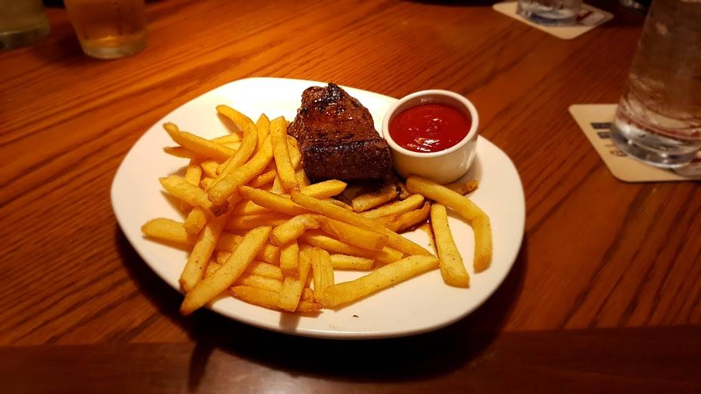 Outback Steakhouse | restaurant | 3026 Richmond Rd, Williamsburg, VA 23185, USA | 7572298648 OR +1 757-229-8648