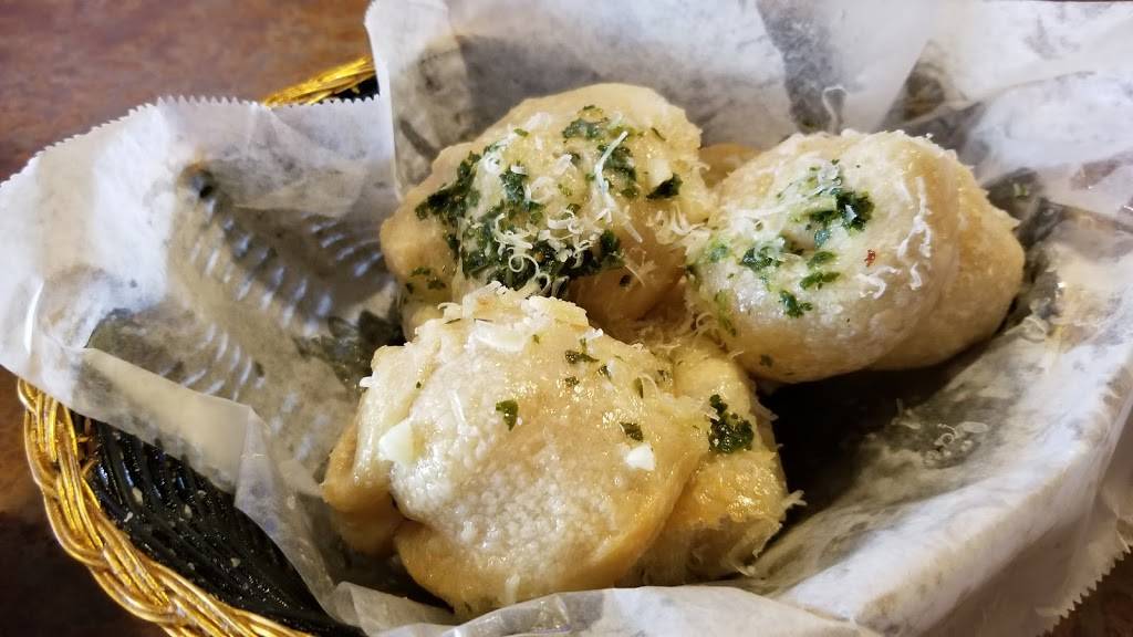 Bella Roma | restaurant | 134 E Market St, New Albany, IN 47150, USA | 8127259495 OR +1 812-725-9495