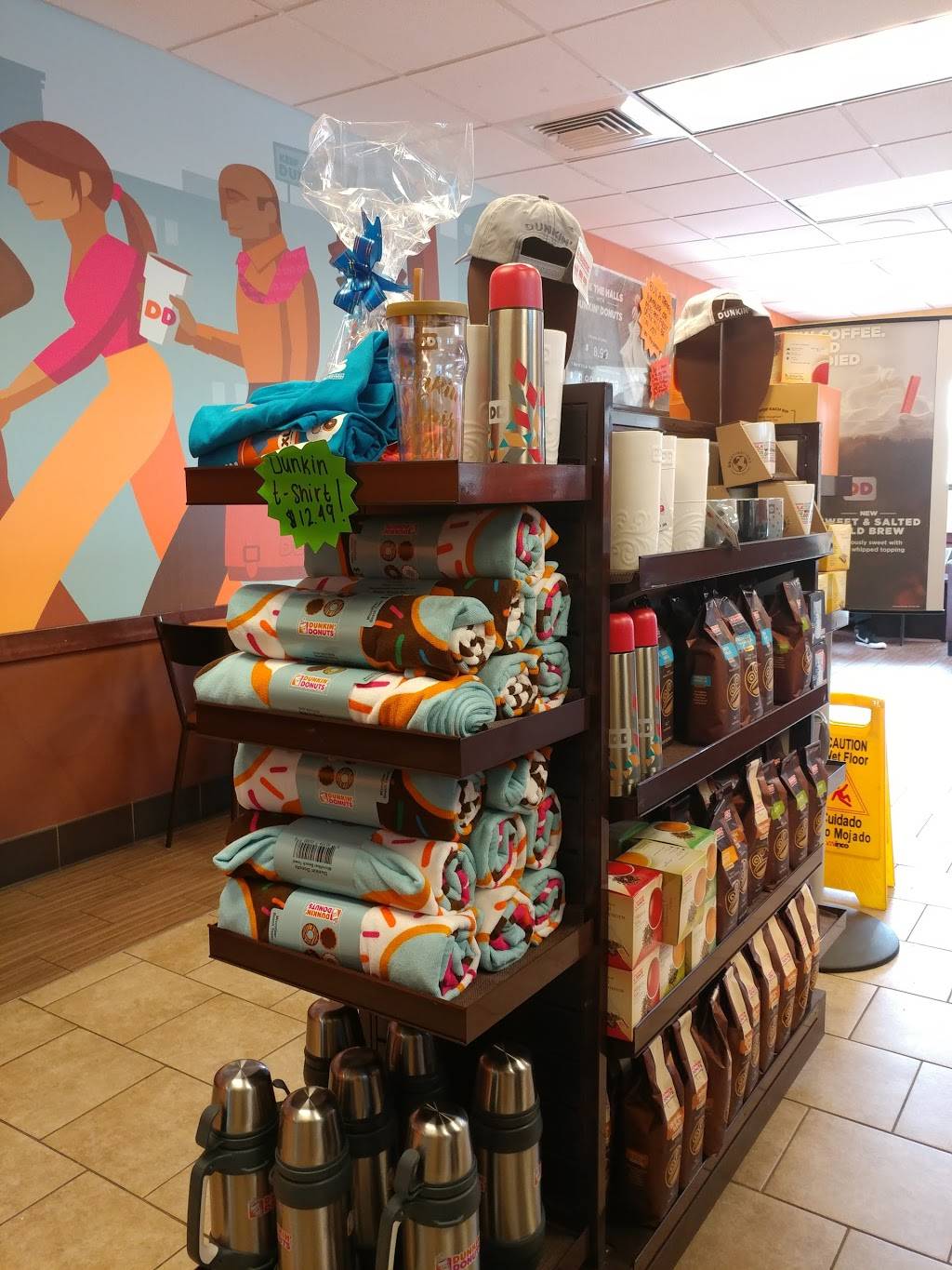 Dunkin | bakery | W3208 County Rd KK, Appleton, WI 54915, USA | 9207337740 OR +1 920-733-7740