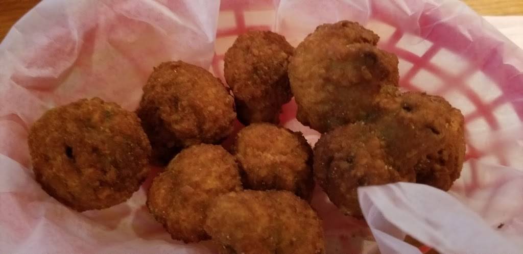 The Mustang Grill and Bar | restaurant | 13232 FL-45, Archer, FL 32618, USA | 3524953100 OR +1 352-495-3100