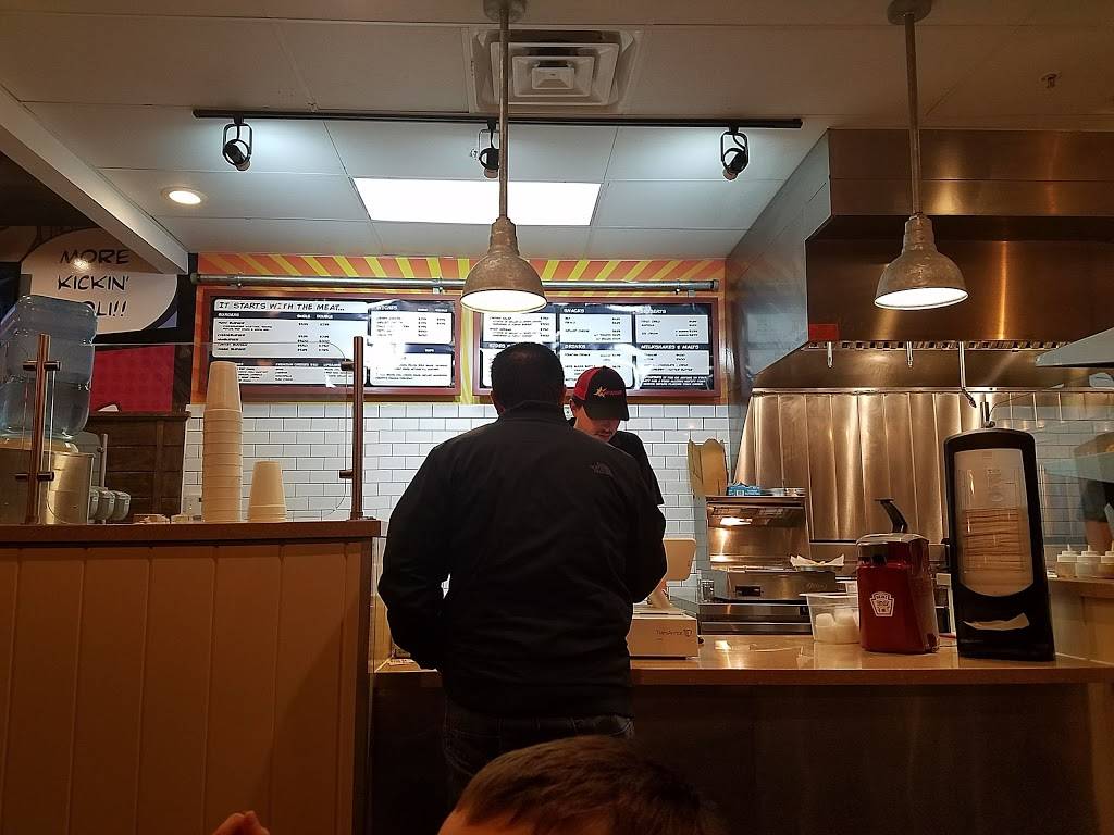 POW! BURGER YORKTOWN HEIGHTS | restaurant | 96 Triangle Center, Yorktown Heights, NY 10598, USA | 9143526238 OR +1 914-352-6238