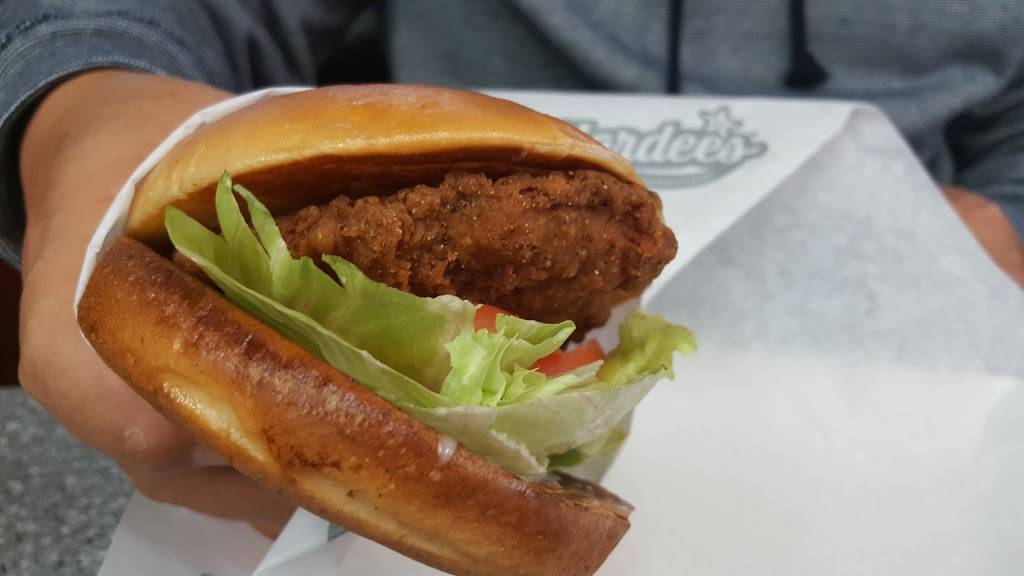 Hardees | restaurant | 3360 Lake City Hwy, Warsaw, IN 46580, USA | 5742673985 OR +1 574-267-3985