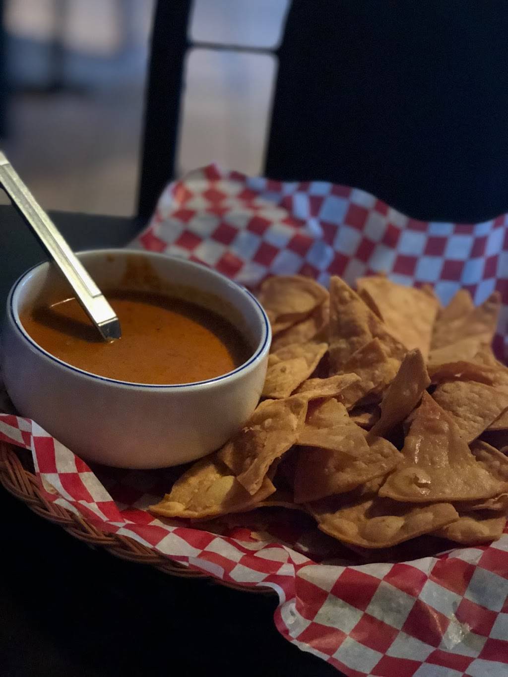 La Hacienda | restaurant | 25 Talbot St E, Leamington, ON N8H 1L1, Canada | 5487840021 OR +1 548-784-0021