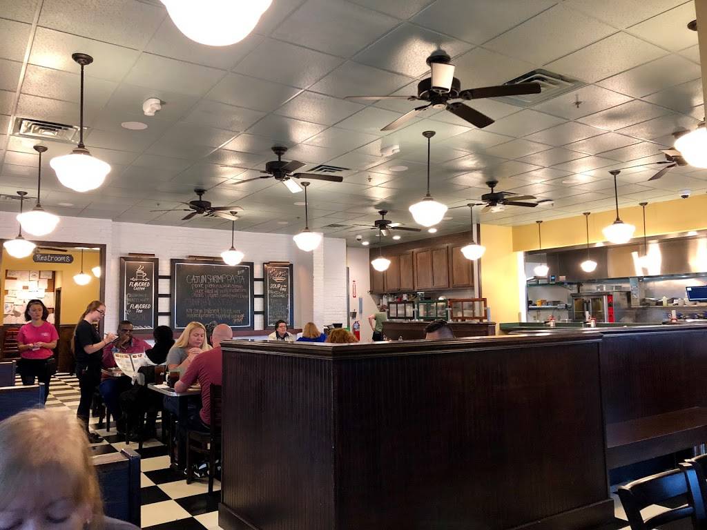 Metro Diner | cafe | 3630 Street Rd, Bensalem, PA 19020, USA | 2152617080 OR +1 215-261-7080