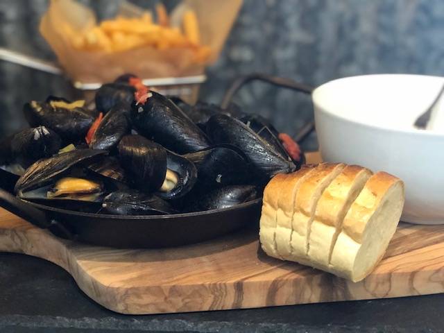 The Artisan’s Palate | restaurant | 1218 E 36th St suite a, Charlotte, NC 28205, USA | 9802099168 OR +1 980-209-9168