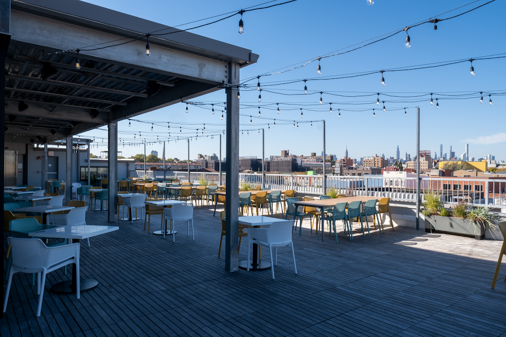 LLoHi Roof Bar | restaurant | 314 Scholes St, Brooklyn, NY 11206, USA | 3475663662 OR +1 347-566-3662