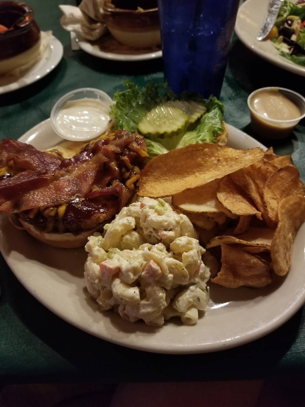 The Olde Log Inn | restaurant | 2814 U.S. 9, Lake George, NY 12845, USA | 5186683334 OR +1 518-668-3334