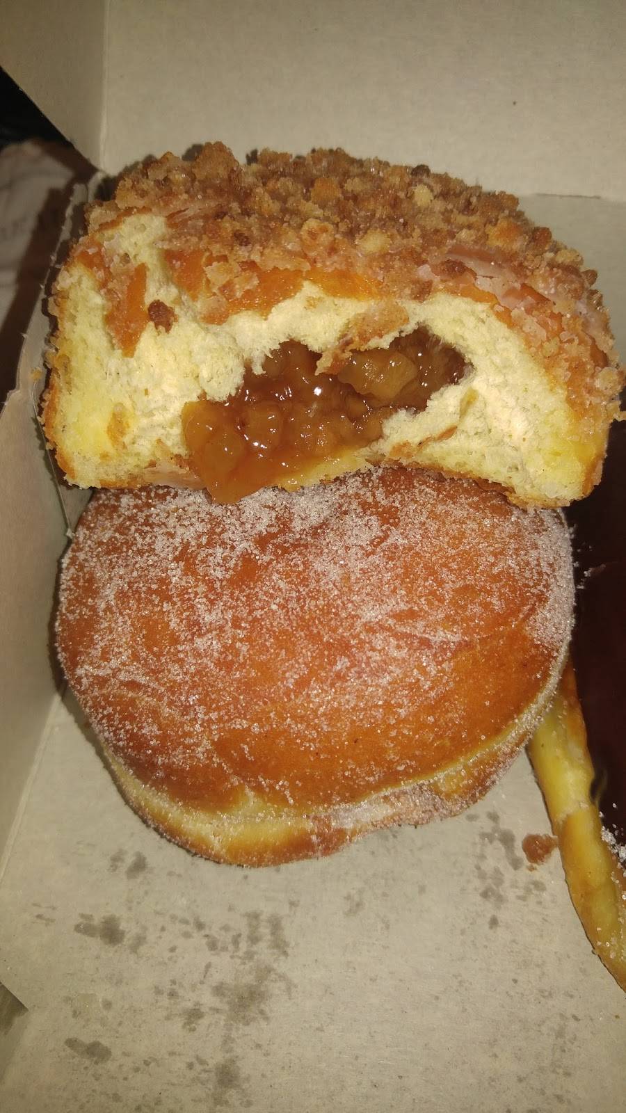 Winchells Donut House | cafe | 12951 W Chapman Ave, Garden Grove, CA 92840, USA | 7147500771 OR +1 714-750-0771