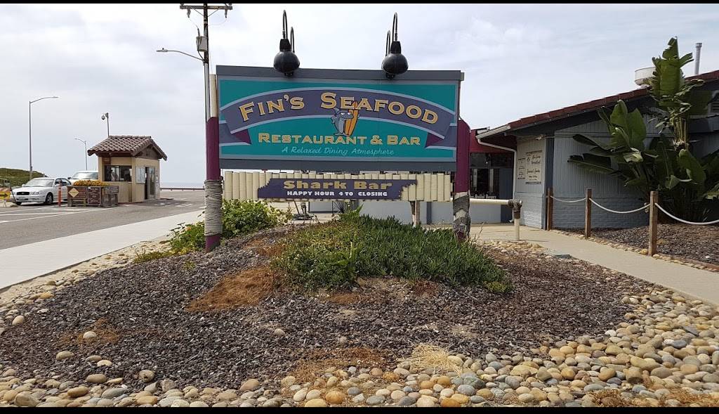 Fins Bar & Grill | restaurant | 25 W Grand Ave, Grover Beach, CA 93433, USA | 8054733467 OR +1 805-473-3467