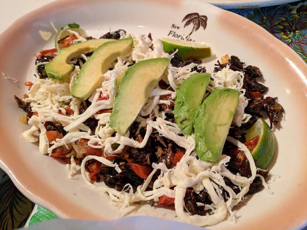 Sabores Oaxaquenos | restaurant | 3337 1/2 W 8th St, Los Angeles, CA 90005, USA | 2134105133 OR +1 213-410-5133