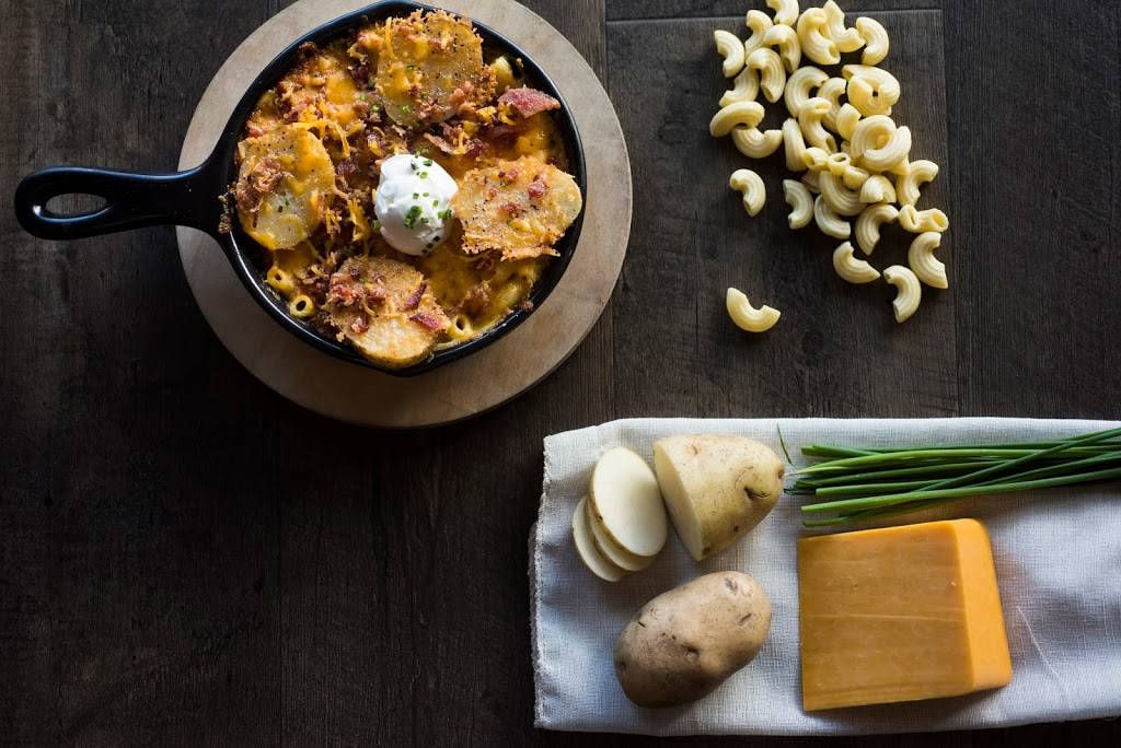 MACS (Macaroni And Cheese Shop) Green Bay | restaurant | 2654 S Oneida St Suite 101, Green Bay, WI 54304, USA | 9204999028 OR +1 920-499-9028