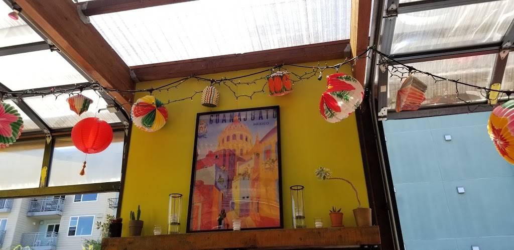 El Camino | restaurant | 607 N 35th St, Seattle, WA 98103, USA | 2066327303 OR +1 206-632-7303