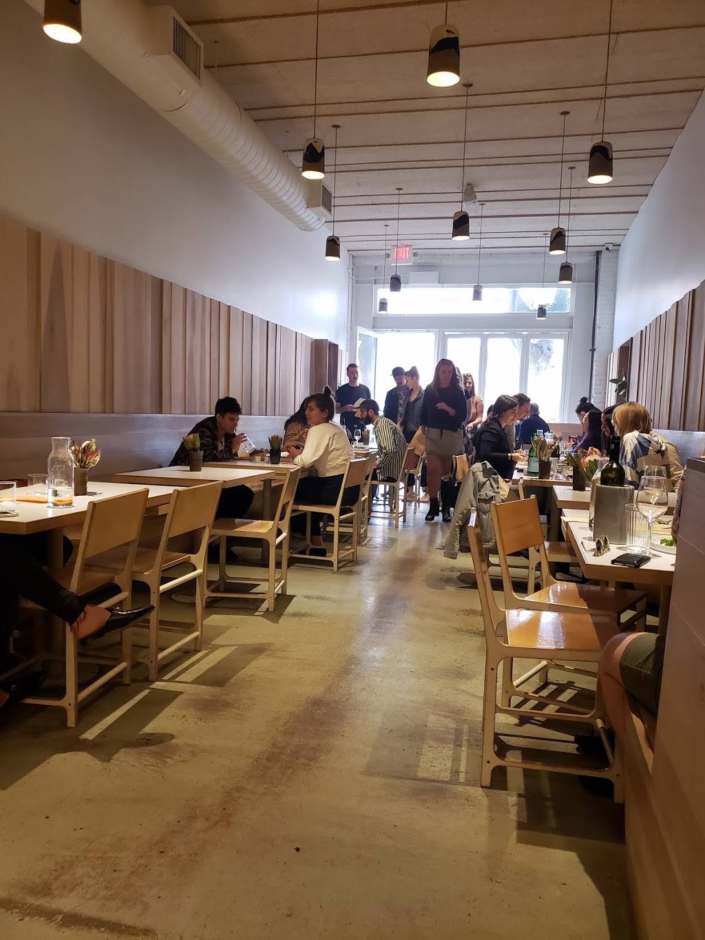 Kismet | restaurant | 4648 Hollywood Blvd, Los Angeles, CA 90027, USA | 3234090404 OR +1 323-409-0404