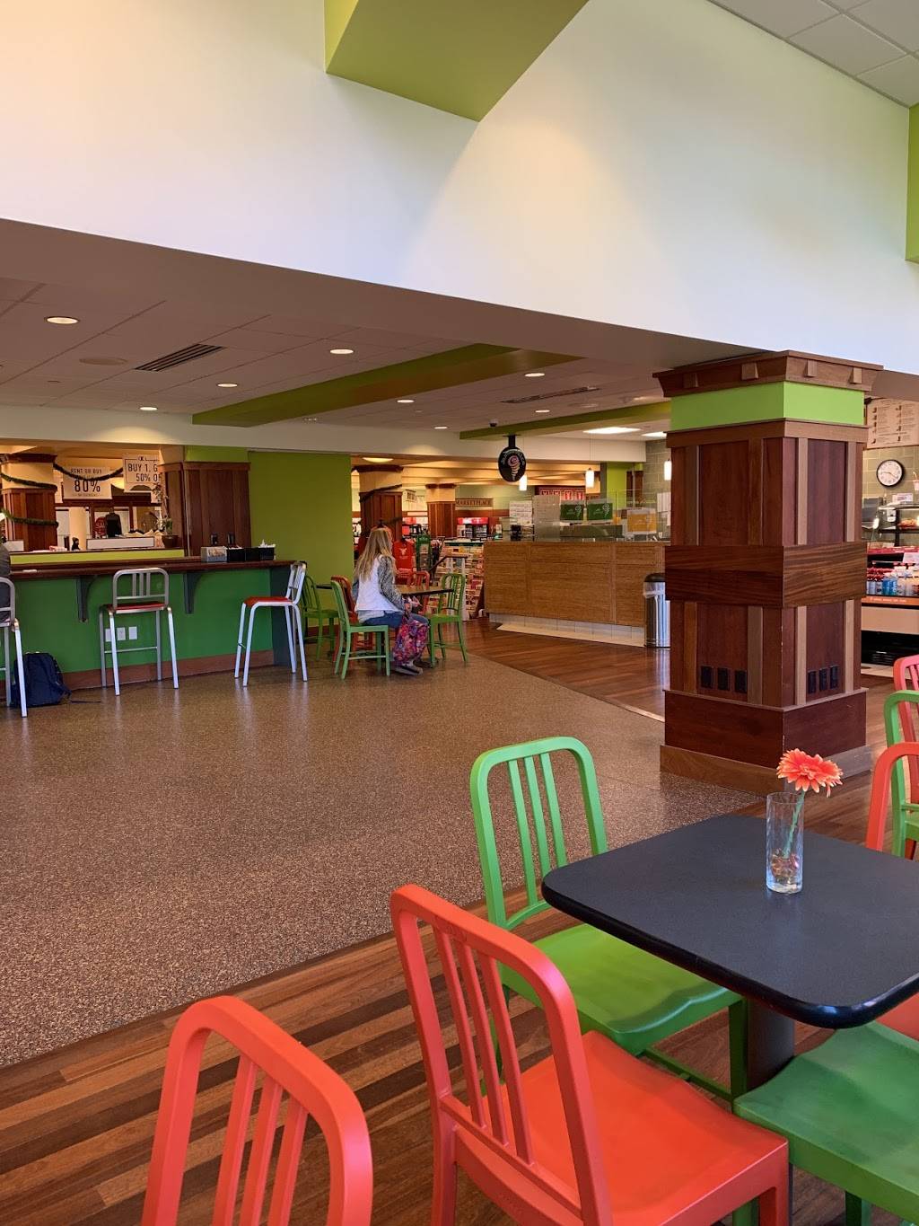 Jamba Juice Ball State University | restaurant | 2000 West UniversityArt &, Jouralism Bldg, Muncie, IN 47306, USA | 7652856936 OR +1 765-285-6936