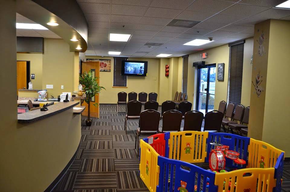 Agave Dental | restaurant | 2006 10th St, Floresville, TX 78114, USA | 8303938333 OR +1 830-393-8333