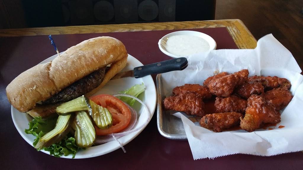 Petes Henny Penny Restaurant | restaurant | 4995 Petaluma Blvd N, Petaluma, CA 94952, USA | 7077630459 OR +1 707-763-0459